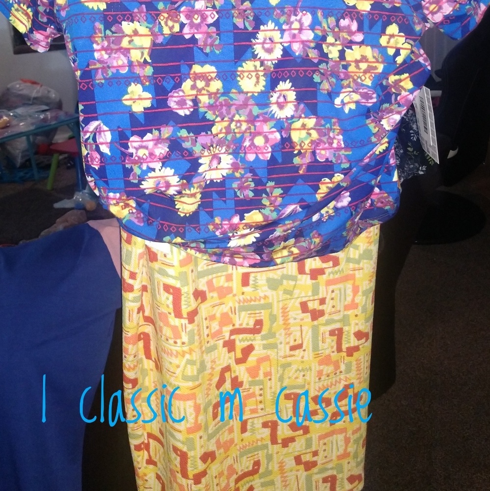 Classic tee Cassie lularoe